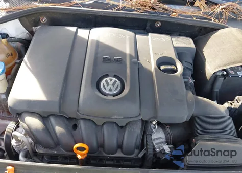 2013 Volkswagen Passat S from USA, damaged, VIN 1VWAP7A39DC085326